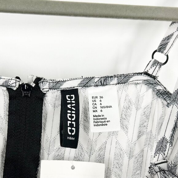 H&M Gray/White Cutout Patterned Mini Dress - Picture 4 of 6